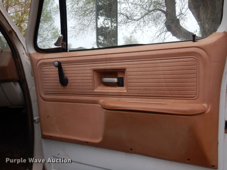 image for item DK0857 1979 GMC 6000  feed mixer truck