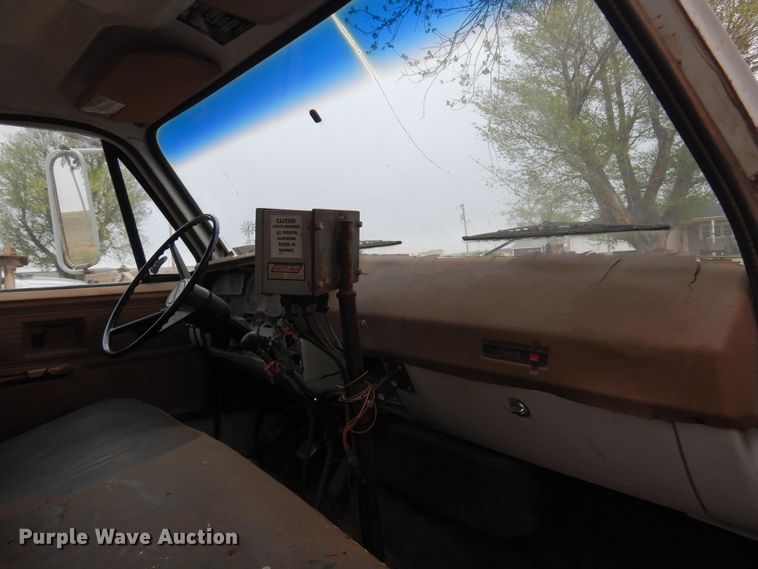 image for item DK0857 1979 GMC 6000  feed mixer truck