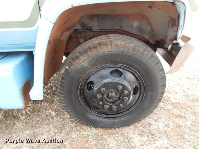 image for item DK0857 1979 GMC 6000  feed mixer truck