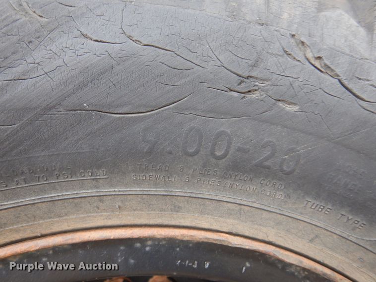 image for item DK0857 1979 GMC 6000  feed mixer truck