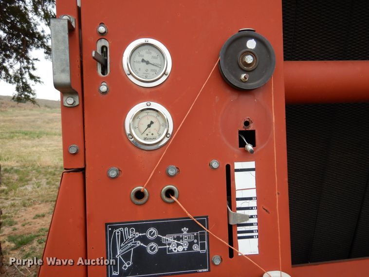 image for item DK0859 Hesston 856A  round baler