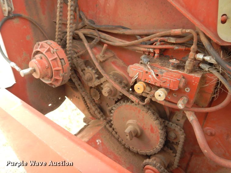 image for item DK0859 Hesston 856A  round baler