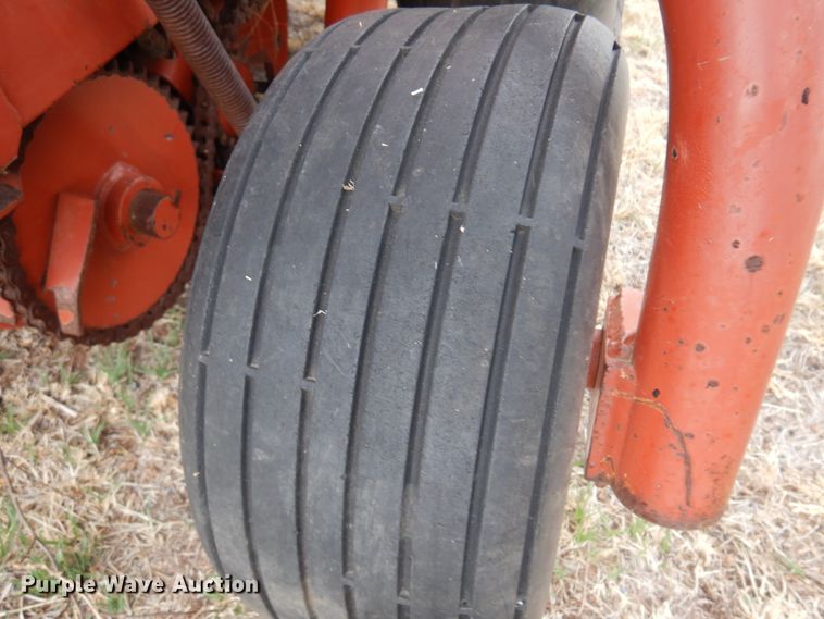 image for item DK0859 Hesston 856A  round baler