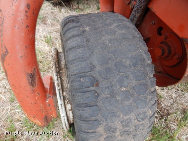 image for item DK0859 Hesston 856A  round baler