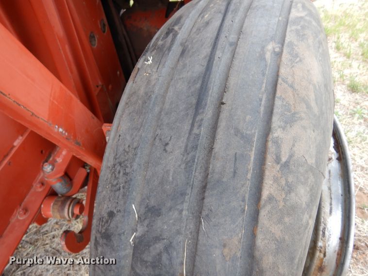 image for item DK0859 Hesston 856A  round baler