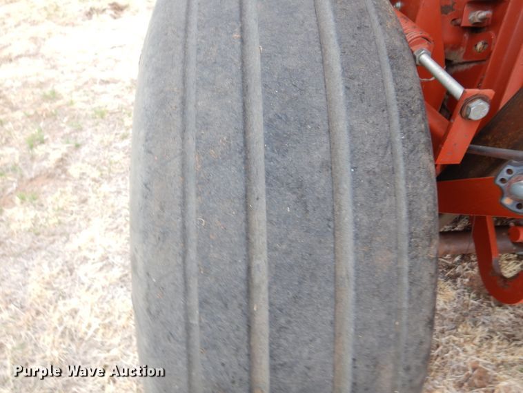 image for item DK0859 Hesston 856A  round baler