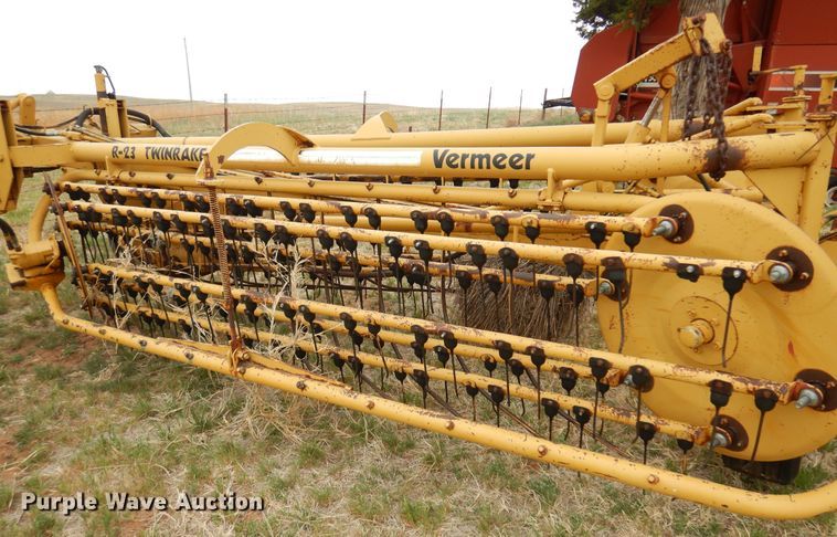 image for item DK0860 Vermeer R-23  hay rake