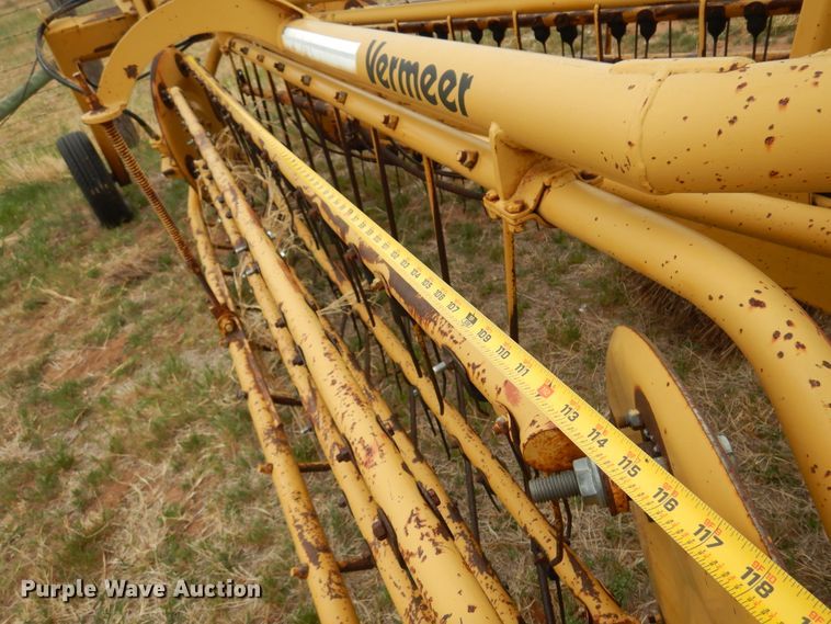 image for item DK0860 Vermeer R-23  hay rake