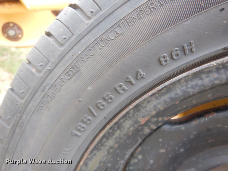 image for item DK0860 Vermeer R-23  hay rake