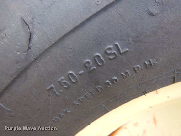 image for item DK0865 (2) John Deere 8300 grain drills