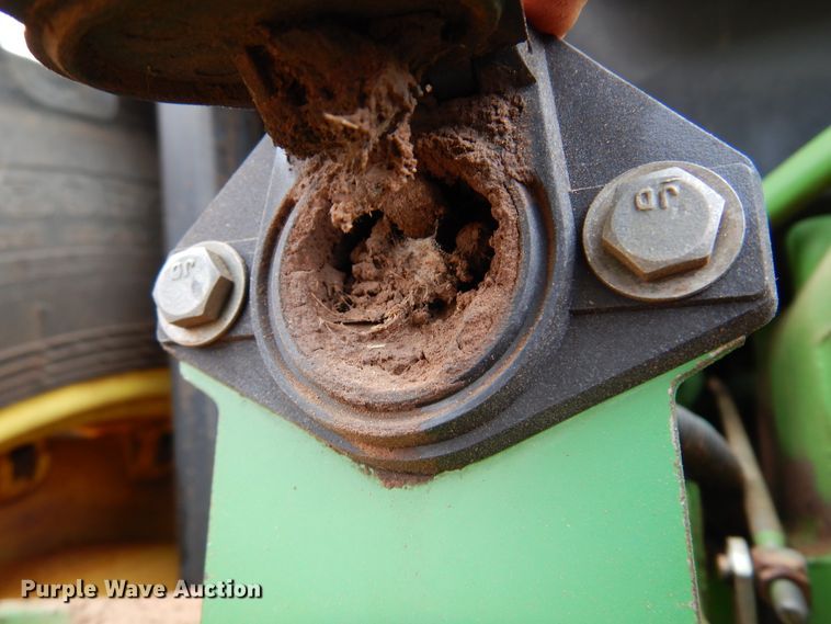 image for item DK0867 1983 John Deere 4650  tractor