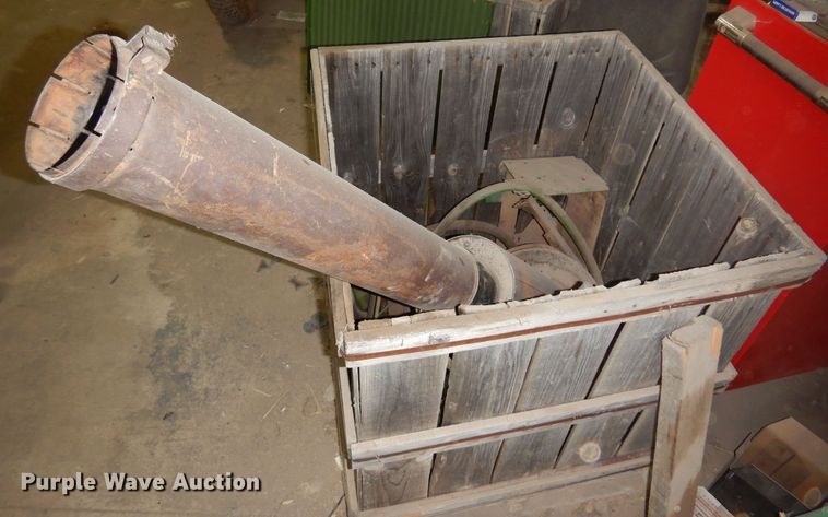 image for item DK0868 John Deere 4840  tractor