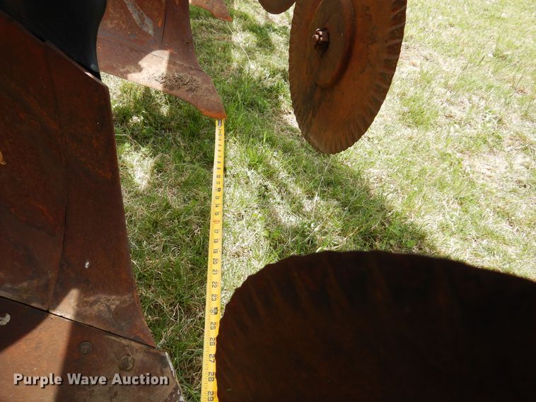 image for item DK0880 International 700  seven bottom plow