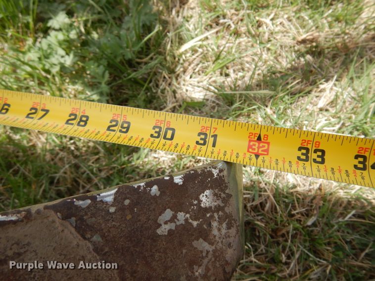 image for item DK0880 International 700  seven bottom plow