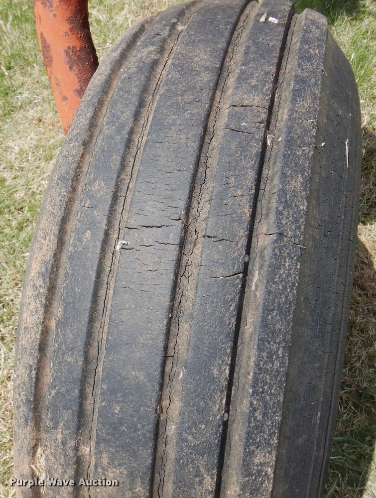 image for item DK0880 International 700  seven bottom plow