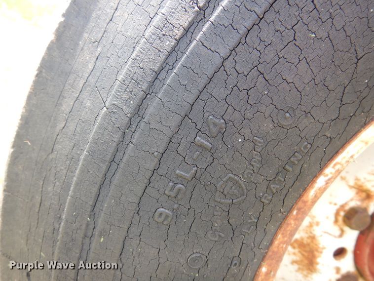 image for item DK0880 International 700  seven bottom plow