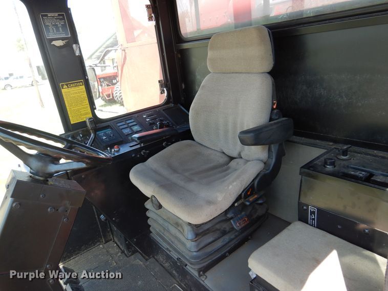 image for item DK0882 1989 Case IH 1640  combine