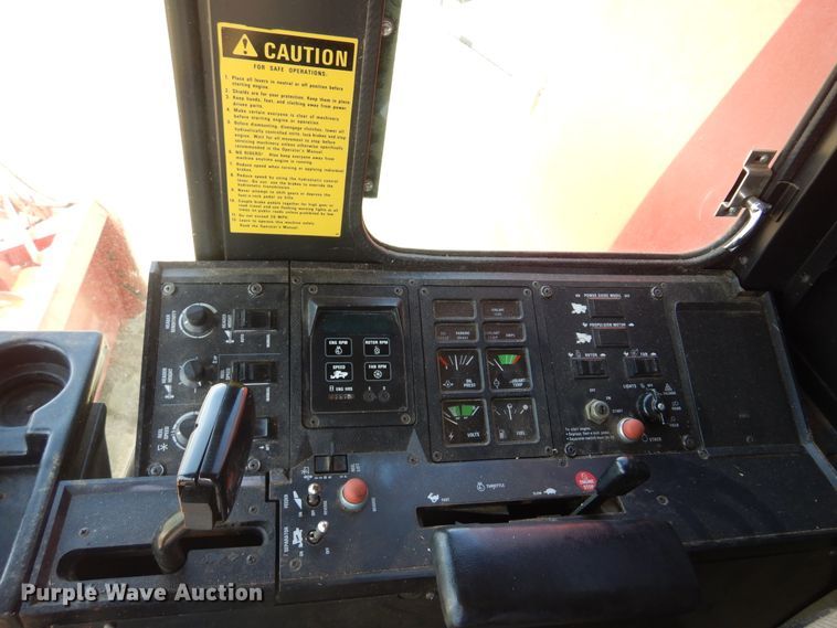 image for item DK0882 1989 Case IH 1640  combine