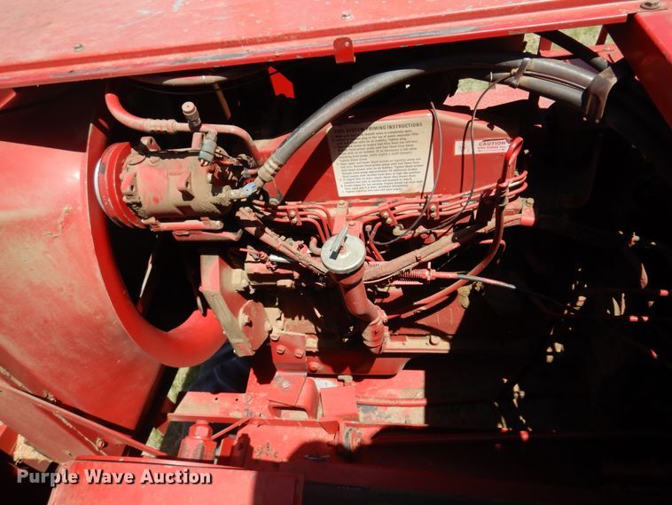 image for item DK0882 1989 Case IH 1640  combine