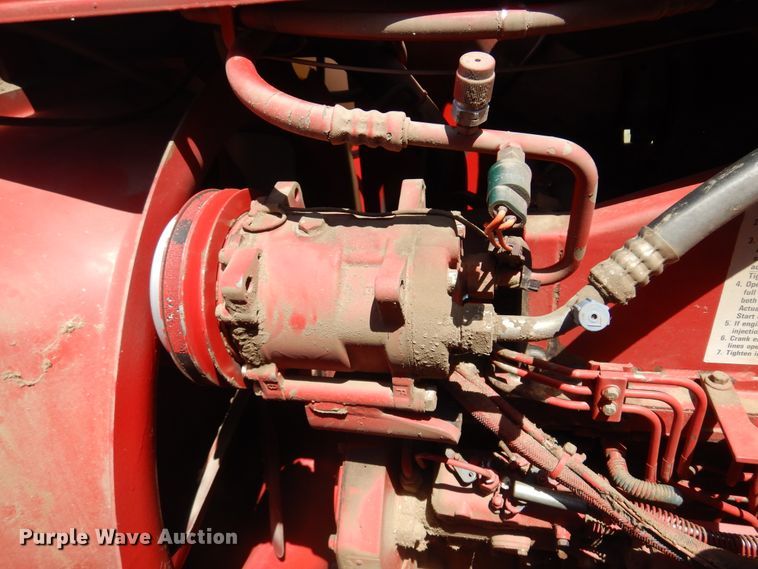 image for item DK0882 1989 Case IH 1640  combine