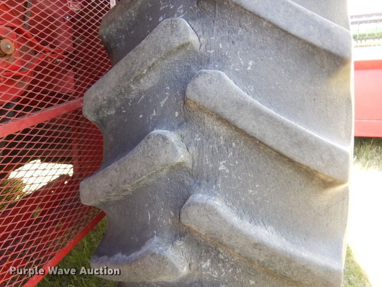 image for item DK0882 1989 Case IH 1640  combine