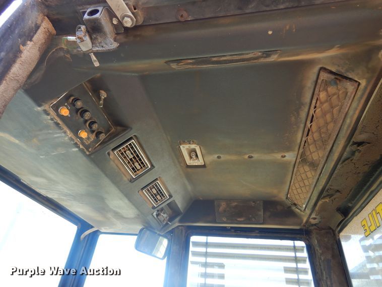 image for item DK0885 1978 Versatile 835  4WD tractor