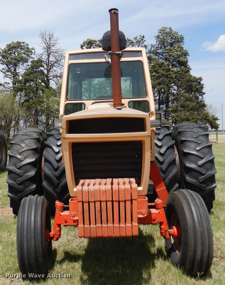 image for item DK0886 1972 Case 1370  Agri-King tractor