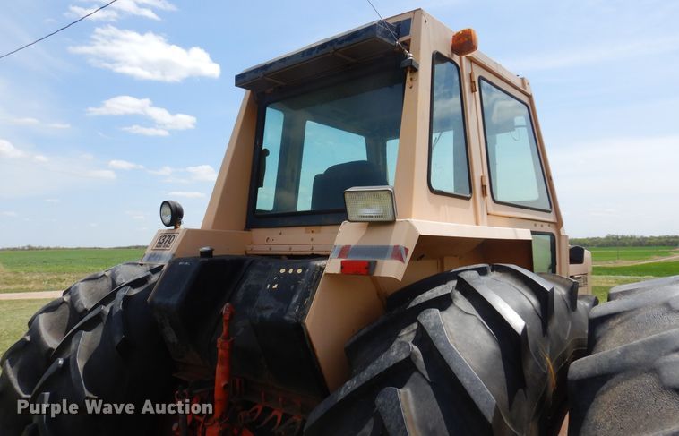 image for item DK0886 1972 Case 1370  Agri-King tractor