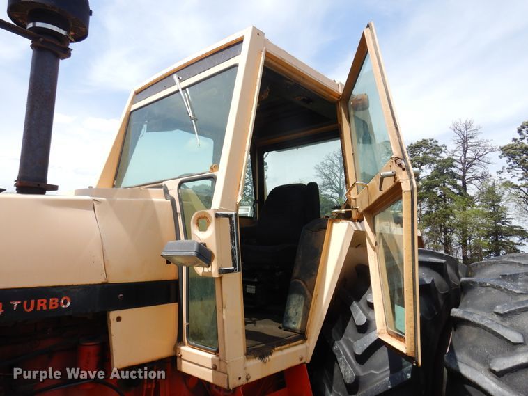 image for item DK0886 1972 Case 1370  Agri-King tractor