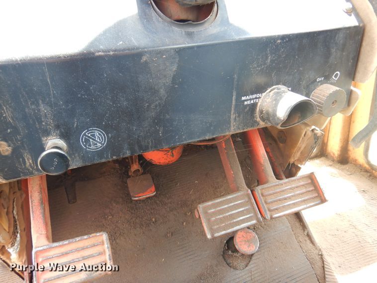 image for item DK0886 1972 Case 1370  Agri-King tractor