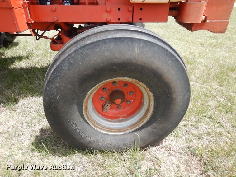 image for item DK0886 1972 Case 1370  Agri-King tractor