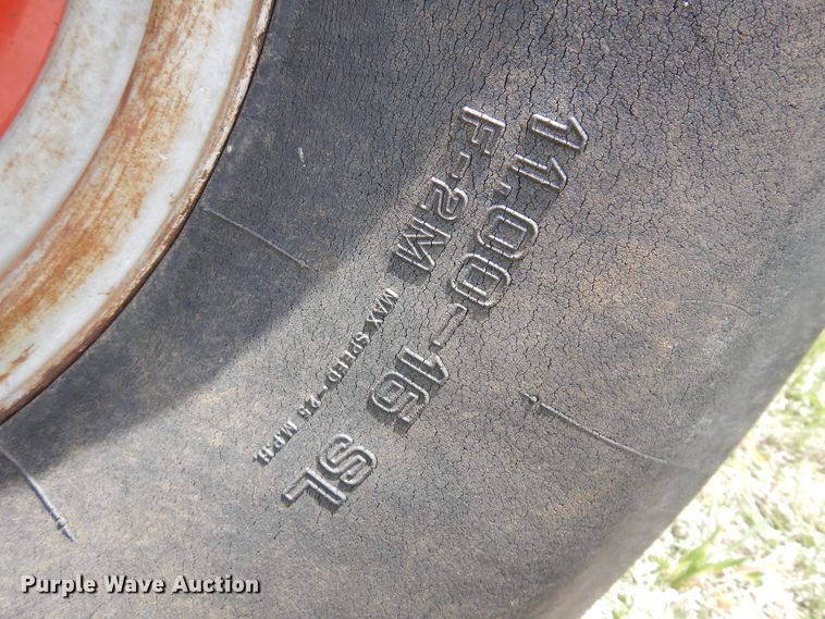 image for item DK0886 1972 Case 1370  Agri-King tractor