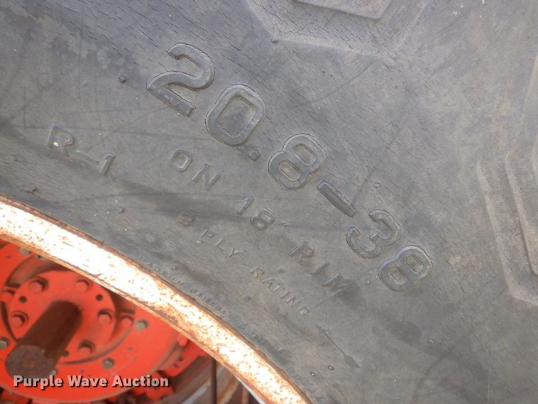 image for item DK0886 1972 Case 1370  Agri-King tractor