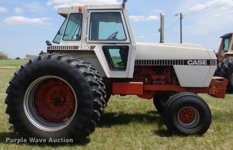 image for item DK0889 Case 2390  tractor