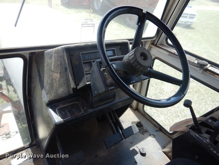 image for item DK0889 Case 2390  tractor