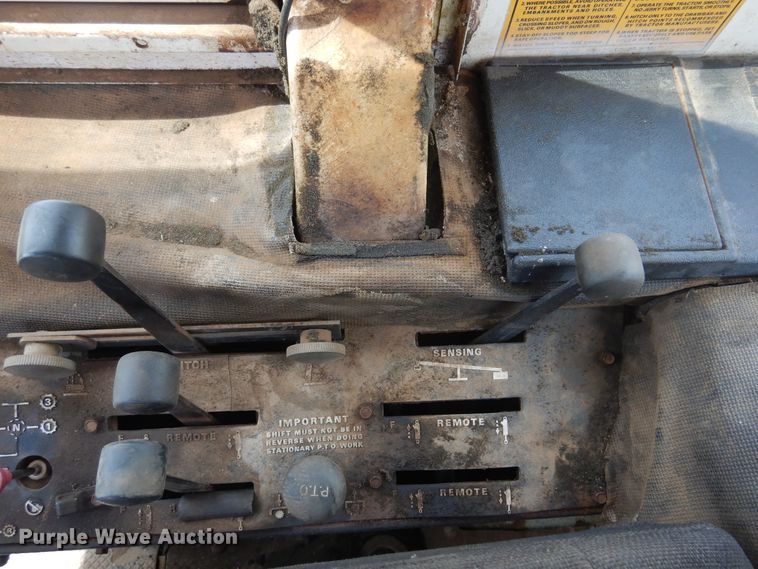 image for item DK0889 Case 2390  tractor