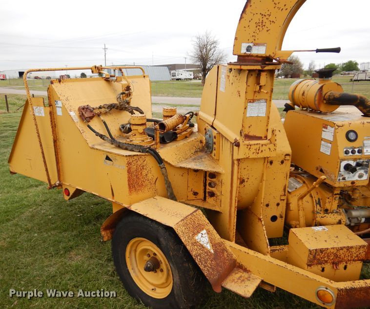 image for item DK0891 Vermeer 1230  wood chipper