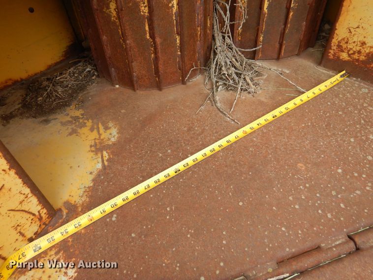 image for item DK0891 Vermeer 1230  wood chipper