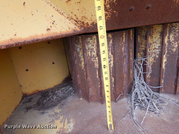 image for item DK0891 Vermeer 1230  wood chipper