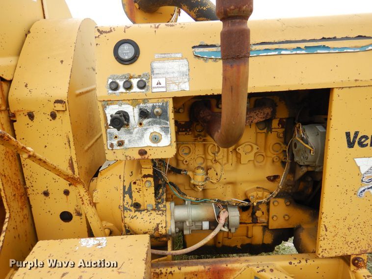 image for item DK0891 Vermeer 1230  wood chipper