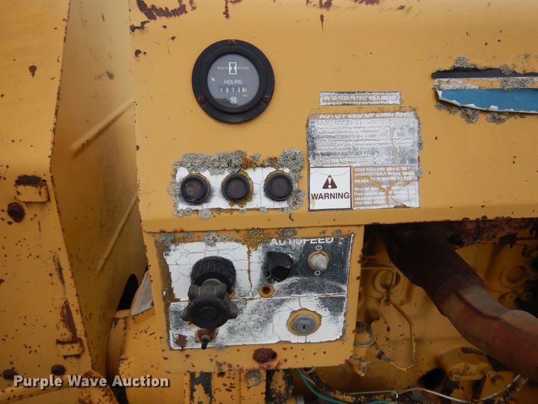 image for item DK0891 Vermeer 1230  wood chipper