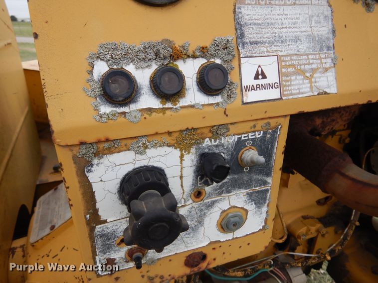 image for item DK0891 Vermeer 1230  wood chipper