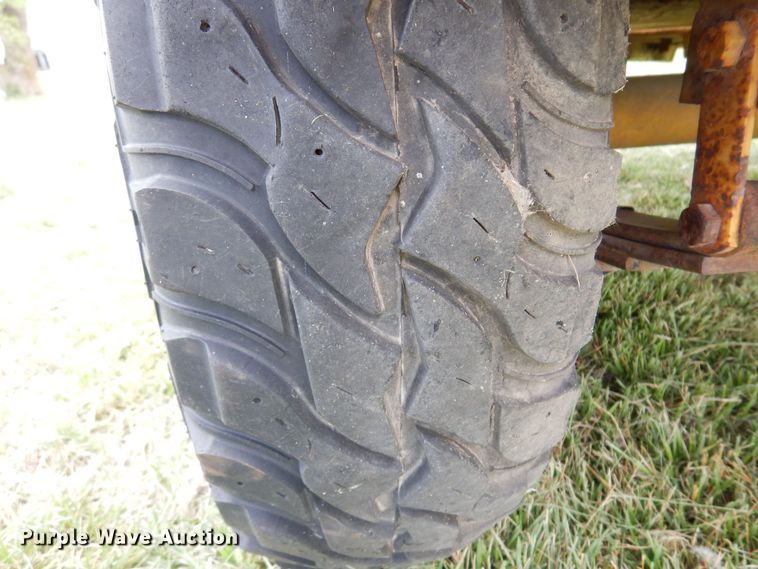 image for item DK0891 Vermeer 1230  wood chipper