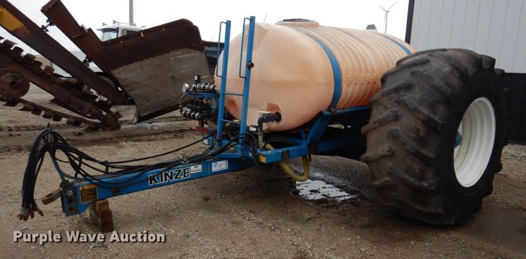 image for item DK1993 Kinze 1000SK  nurse tank trailer