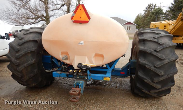 image for item DK1993 Kinze 1000SK  nurse tank trailer