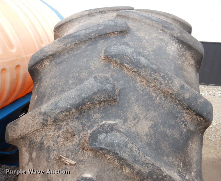 image for item DK1993 Kinze 1000SK  nurse tank trailer