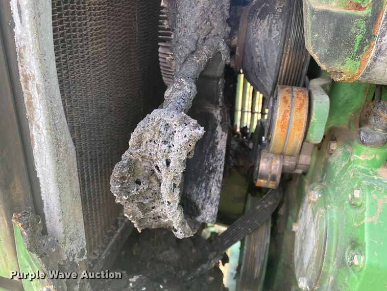 image for item DM4071 1998 John Deere 6210  tractor