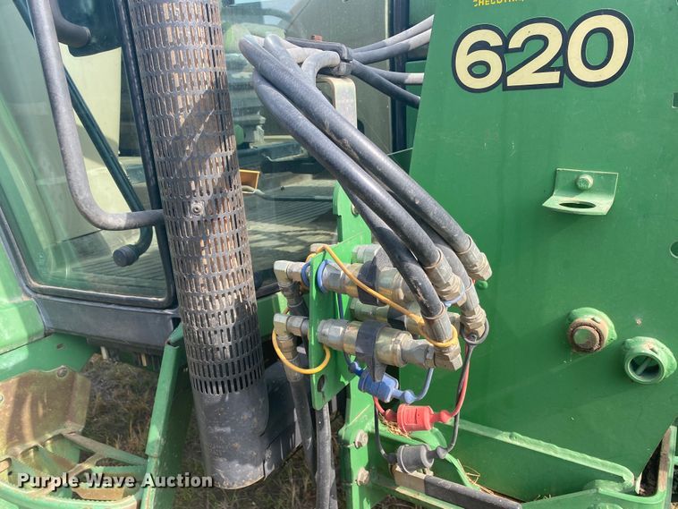 image for item DM4071 1998 John Deere 6210  tractor