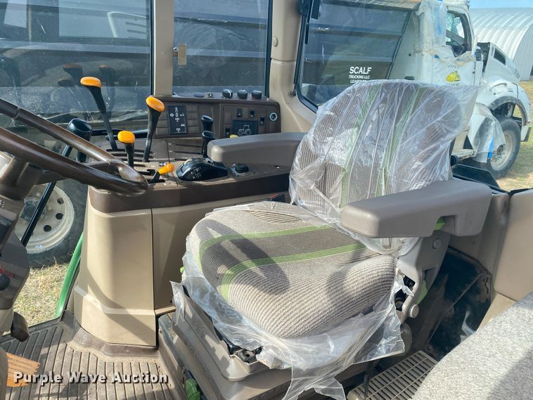 image for item DM4071 1998 John Deere 6210  tractor