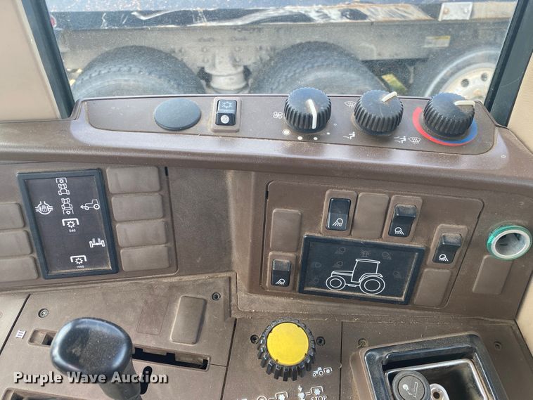 image for item DM4071 1998 John Deere 6210  tractor